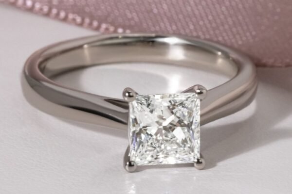 1 Carat Diamond Engagement Ring